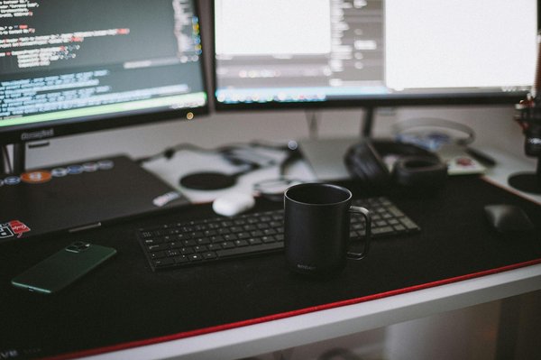 Exploring the digital horizon: the transformative impact of technology on the internet's future